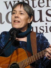 Lui at the 2014 Winter Acoustic Music Weekend - photo by Dan Tappan