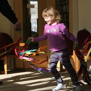 Movement with streamers